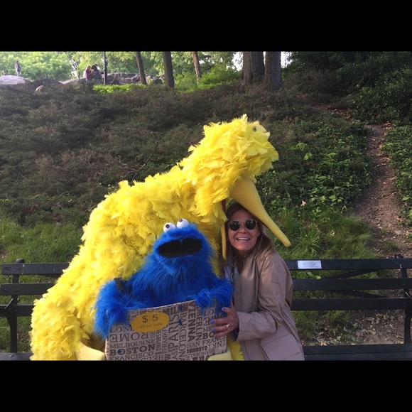 Meet the Posher. Stefanie 🐥💕 - Picture 2 of 6